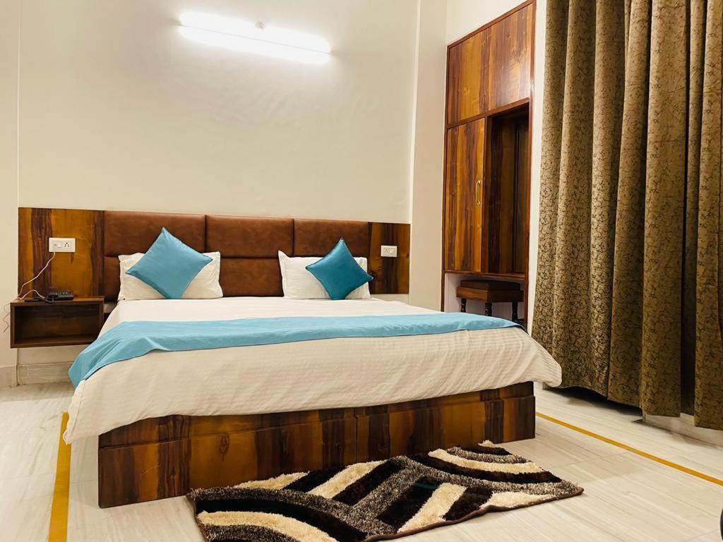 Hotel Dileep42 Lucknow Luaran gambar